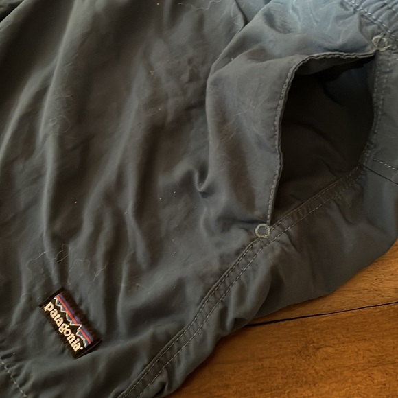 Patagonia baggies 4” - Picture 5 of 8